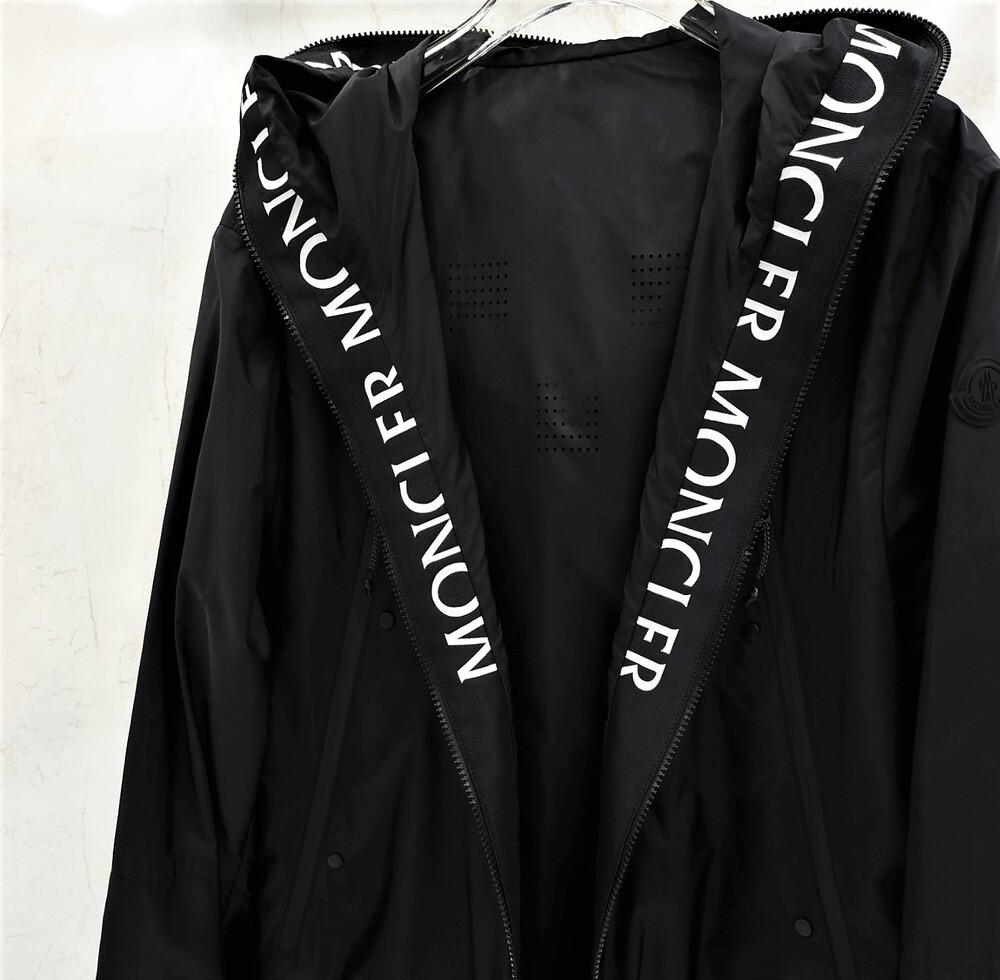[럭스유] 3 / 몽클레어 로고 후드 바람막이 자켓