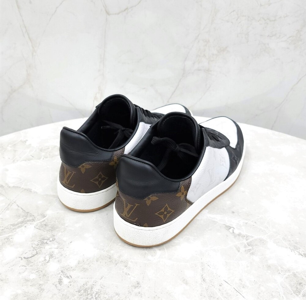 [럭스유] 7.5 / 루이비통 모노그램 리볼리 스니커즈