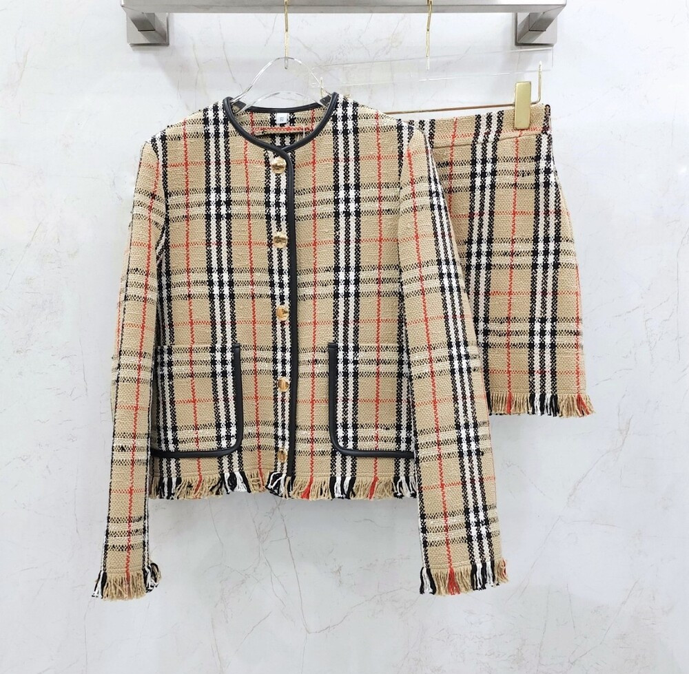 [럭스유] (새상품) 36 / 버버리 체크 부클레 카라리스 자켓 스커트 세트