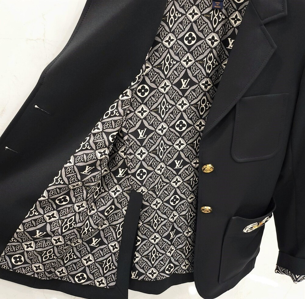[럭스유] 34 / 루이비통 모노그램 1854 블레이저 자켓
