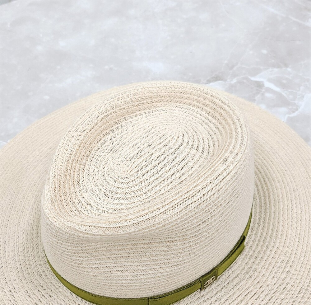 [럭스유] 샤넬 CC 로고 리본 라피아 버킷햇 S