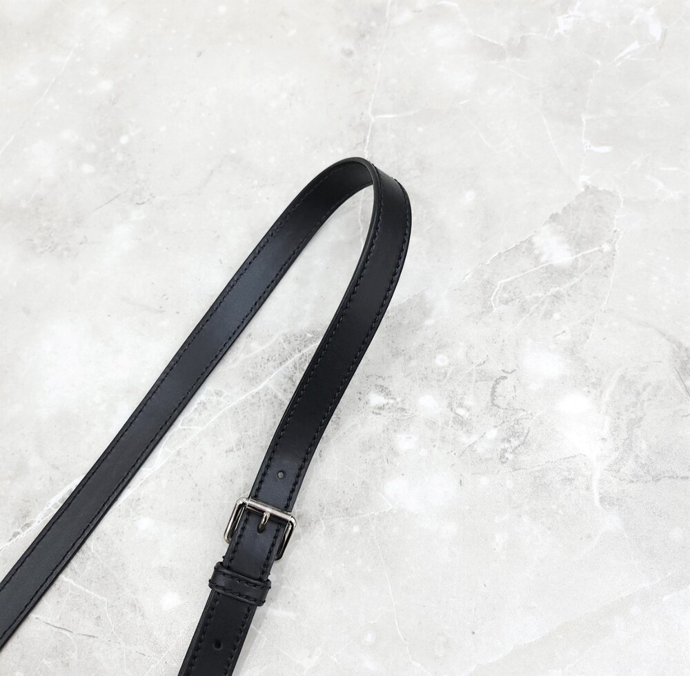 [럭스유] 구찌 GG 수프림 블랙 캔버스 메신저백 474139