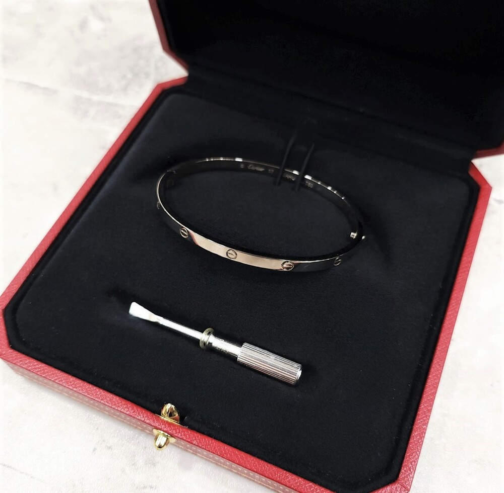 [럭스유] 까르띠에 화이트골드 러브 브레이슬릿 스몰 17호