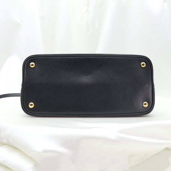 Prada(프라다) 1BG887 블랙 사피아노 퀴르 금장 트라이앵글 로고 두블레 스몰 2WAY