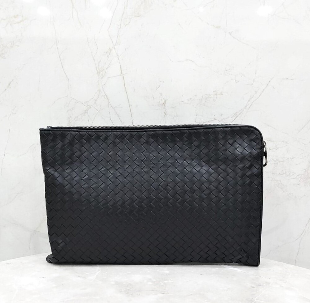 [럭스유] 보테가베네타 인트레치아토 레더 클러치백 라지