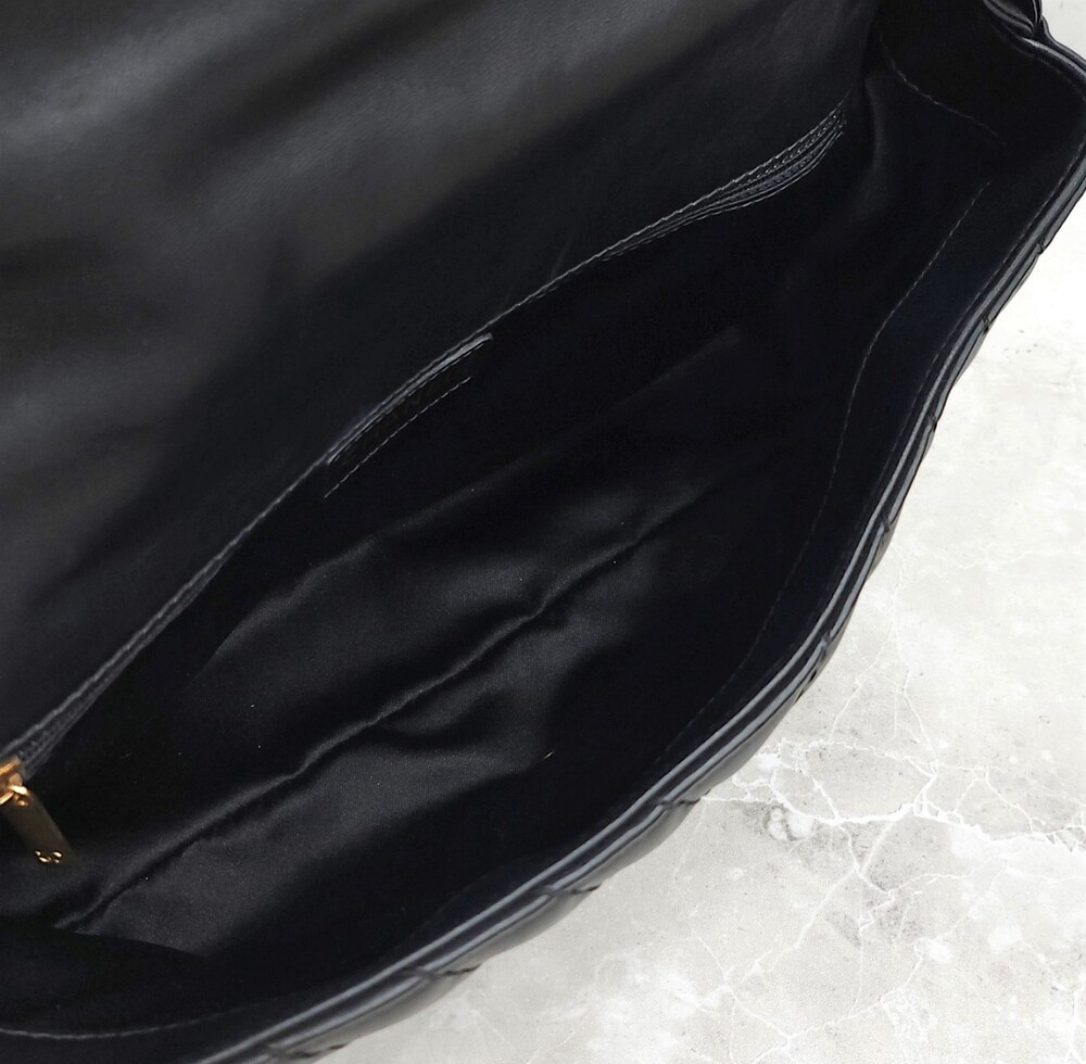 [럭스유] 샤넬 쉐브론 램스킨 클래식 체인백 라지 금장 16번대