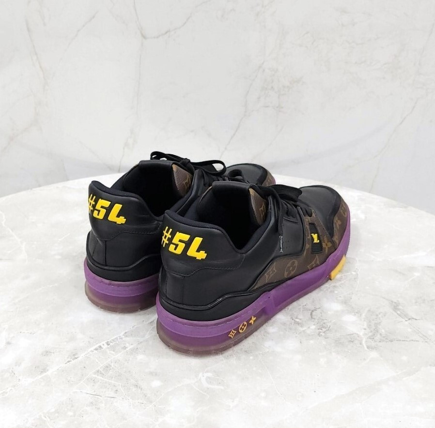 [럭스유] 8 / 루이비통 LV 트레이너 스니커즈