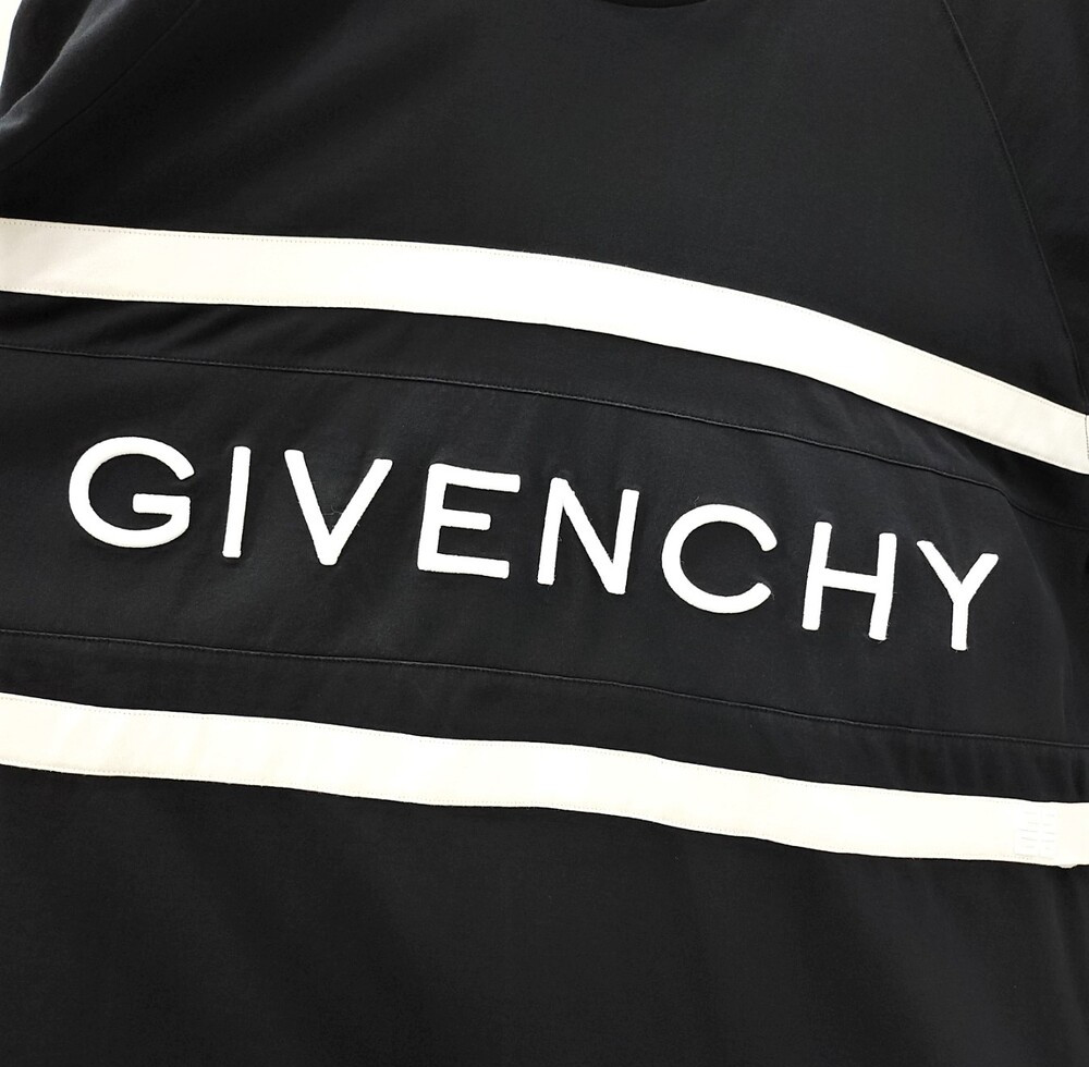 [럭스유] XL / 지방시 로고 자수 오버 반팔 티셔츠