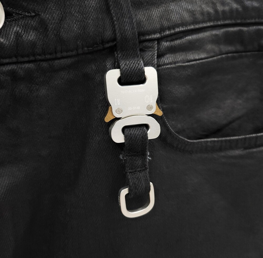 [럭스유] (새상품) 32 / 알릭스 스트레이트 가죽 팬츠