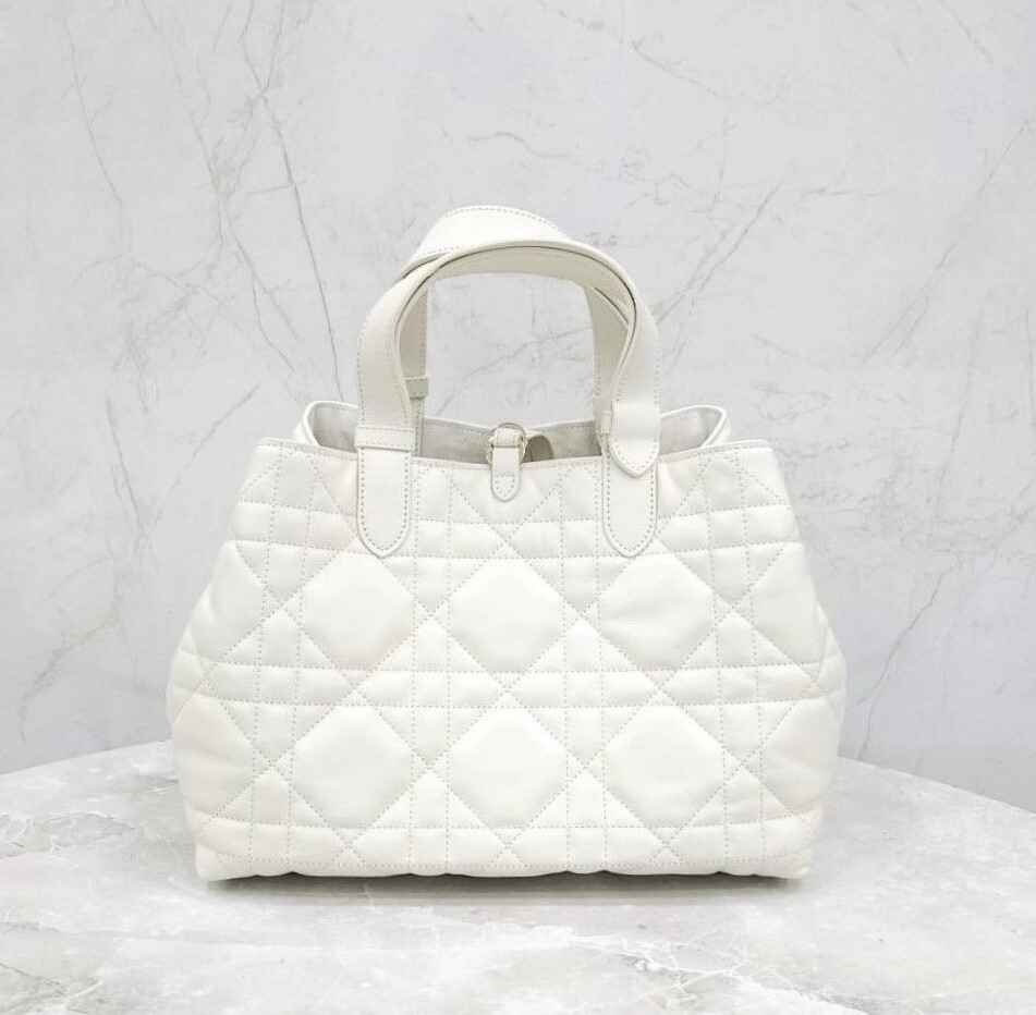 [럭스유] (새상품) 디올 뚜주흐 미디엄 백 라떼 매크로 까나쥬 M2821OSHJ_M030