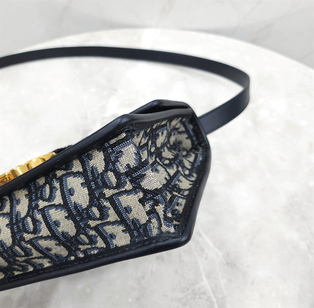 [럭스유] 디올 몽테인 30 오블리크 자카드 스몰 백 M9203UTZQ