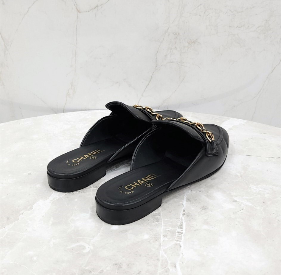 [럭스유] 39 / 샤넬 CC로고 체인 블로퍼 뮬 G36421