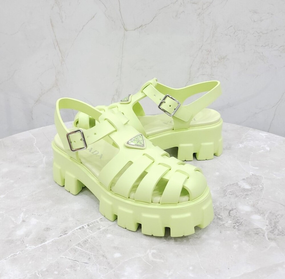 [럭스유] (새상품) 39 / 프라다 삼각로고 러버 샌들 피스타치오 그린 1X853M