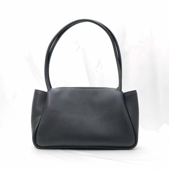 Prada(프라다) 1BA444 블랙 소프트 그레인 레더 트라이앵글 로고 달링 미디움 숄더백