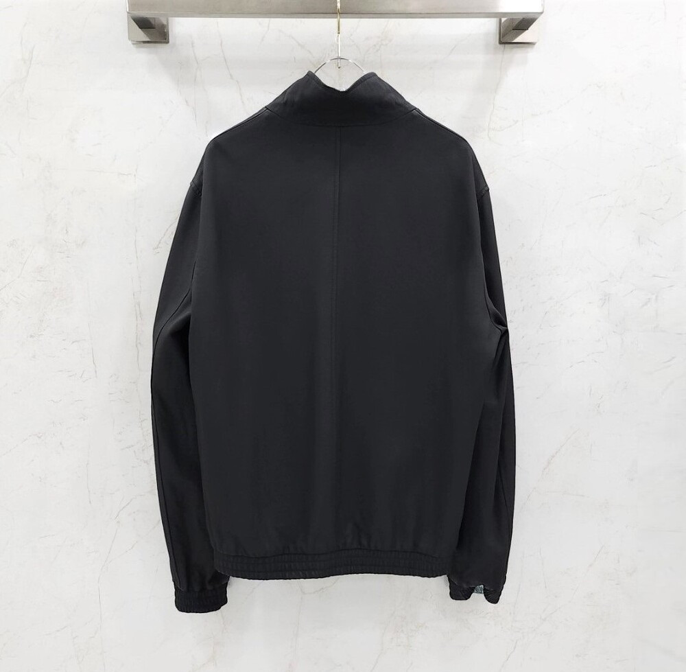 [럭스유] 52 / 루이비통 모노그램 시보리 리버서블 믹스 레더 블루종 자켓