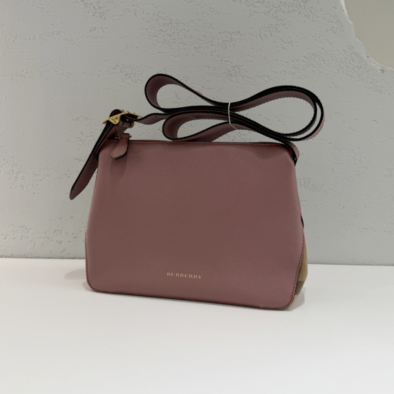 버버리 스몰 험슬리 크로스백 4046047