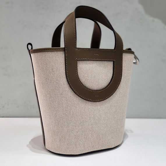 에르메스 인더루프 18 캔버스 스위프트 은장 토트백 25년 미사용제품 