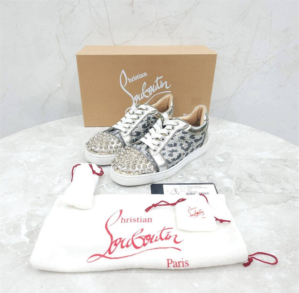 [럭스유] 37.5 / 크리스찬루부탱 실버 주니어 스파이크 스니커즈