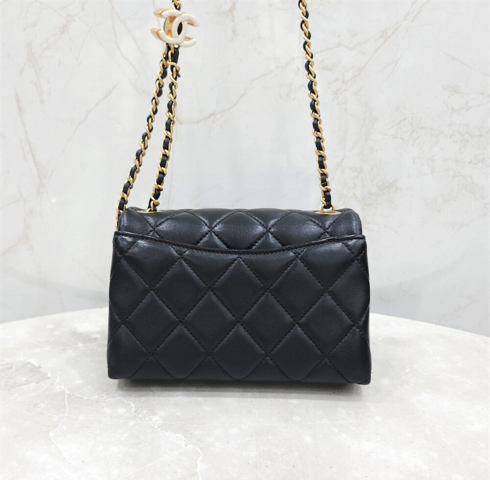 [럭스유] 샤넬 24SS 공방컬렉션 CC 체인 플랩백 AS4973