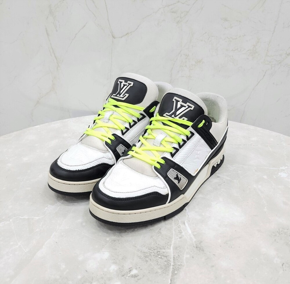 [럭스유] 7 / 루이비통 LV 범고래 트레이너 스니커즈