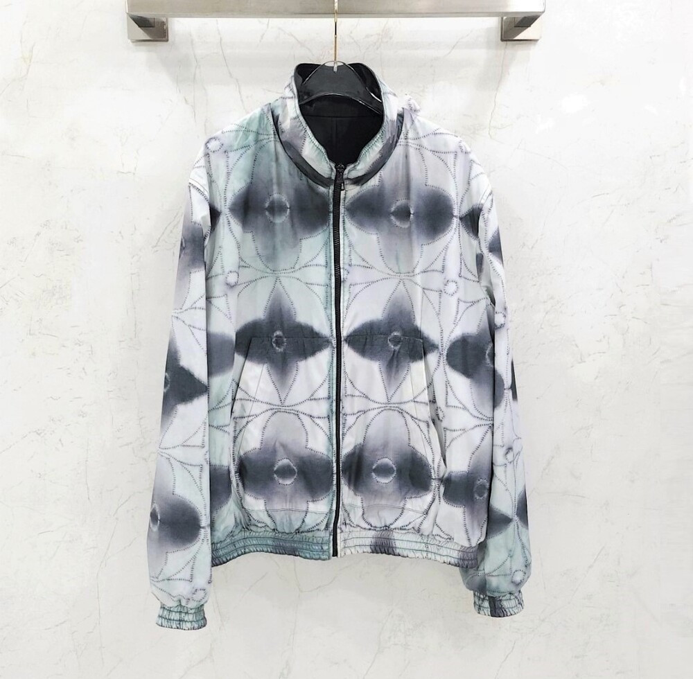 [럭스유] 52 / 루이비통 모노그램 시보리 리버서블 믹스 레더 블루종 자켓