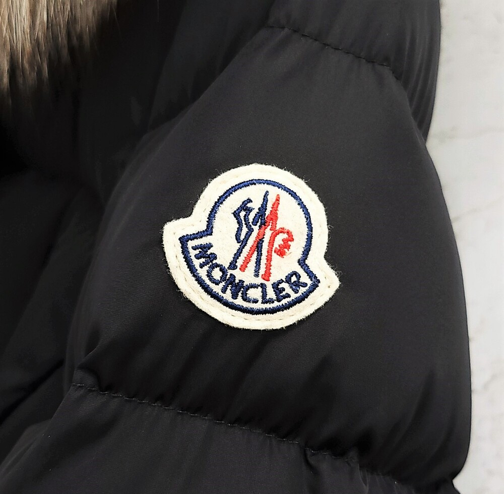 [럭스유] 0 / 몽클레어 클로에 폭스퍼 롱 다운 패딩 G20931C51B02