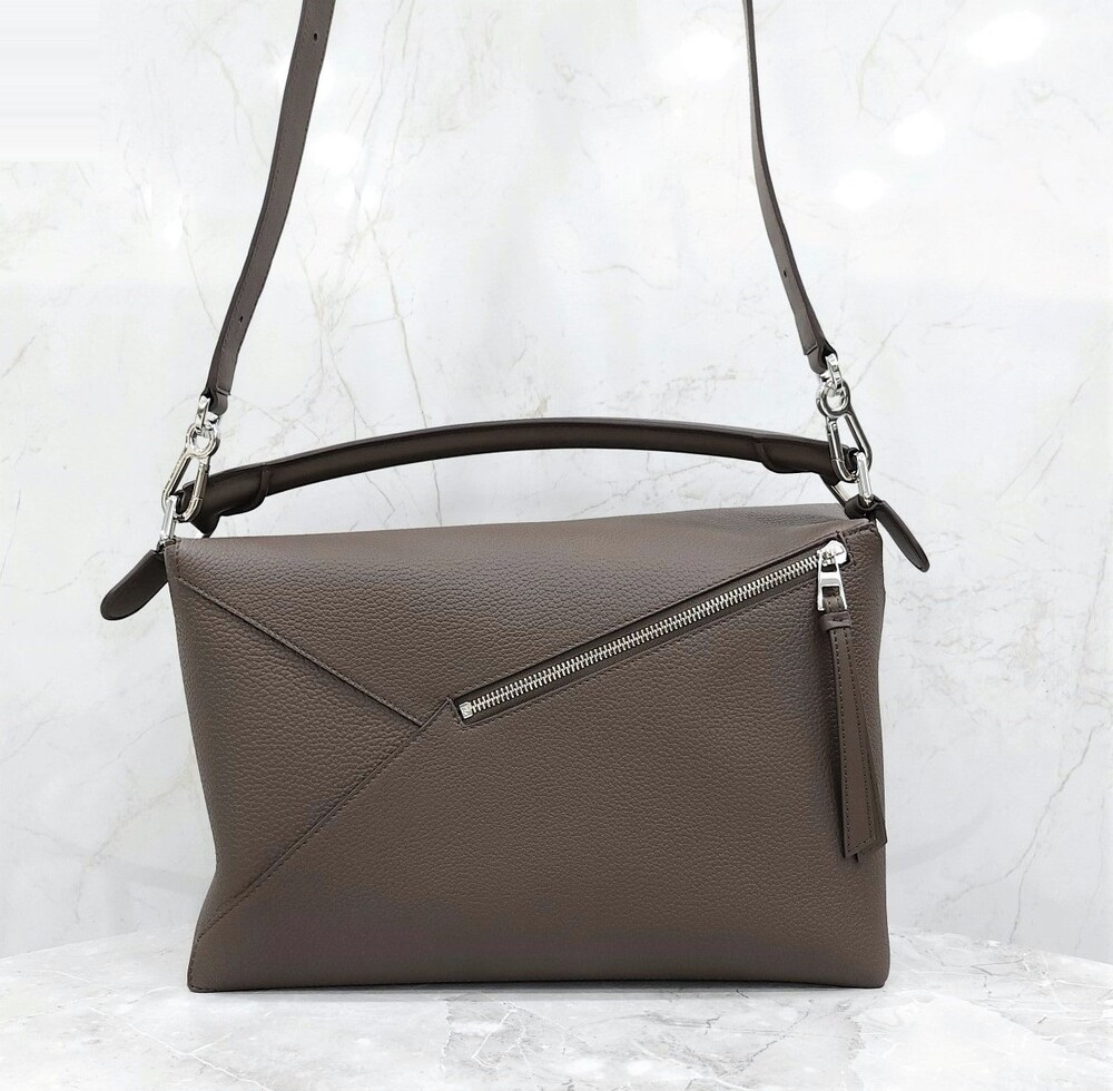 [럭스유] (새상품) 로에베 라지 퍼즐 레더 엣지백 그레인드 카프스킨 B510P00X05