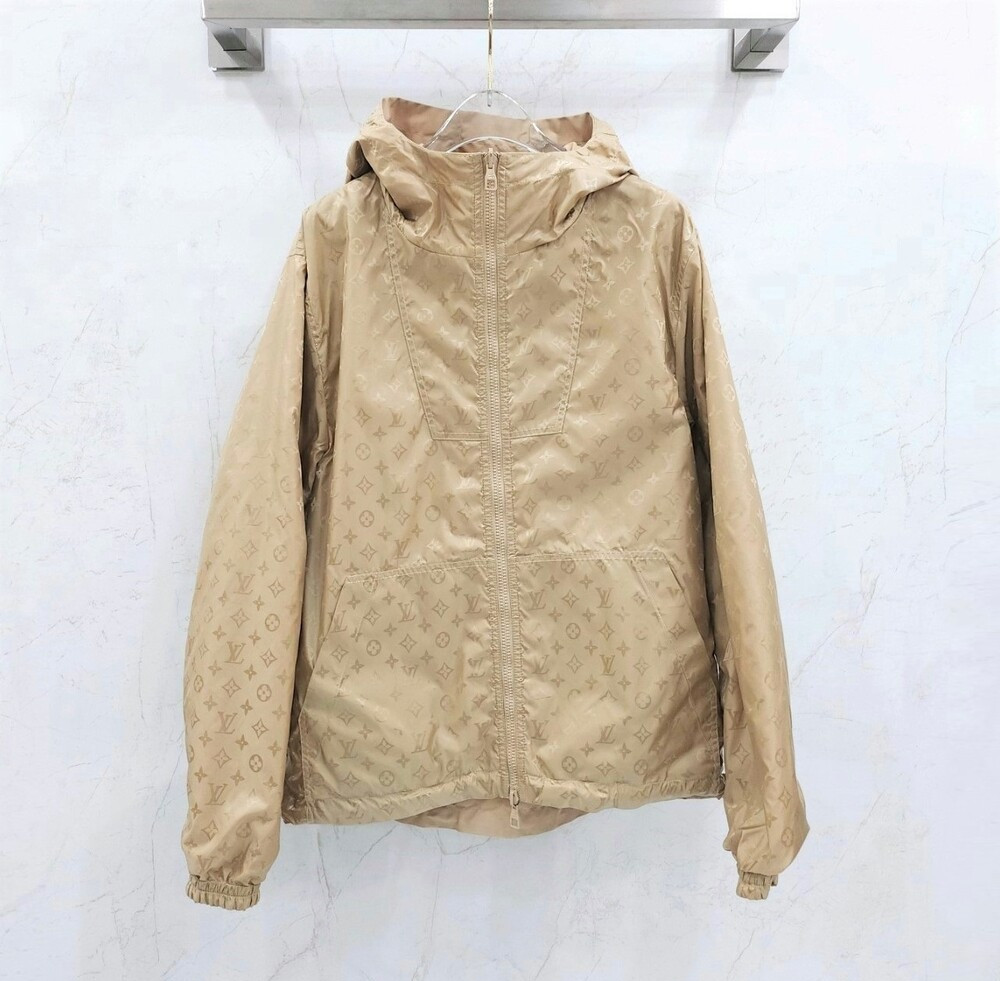 [럭스유] 46 / 루이비통 모노그램 리버서블 나일론 윈드브레이커
