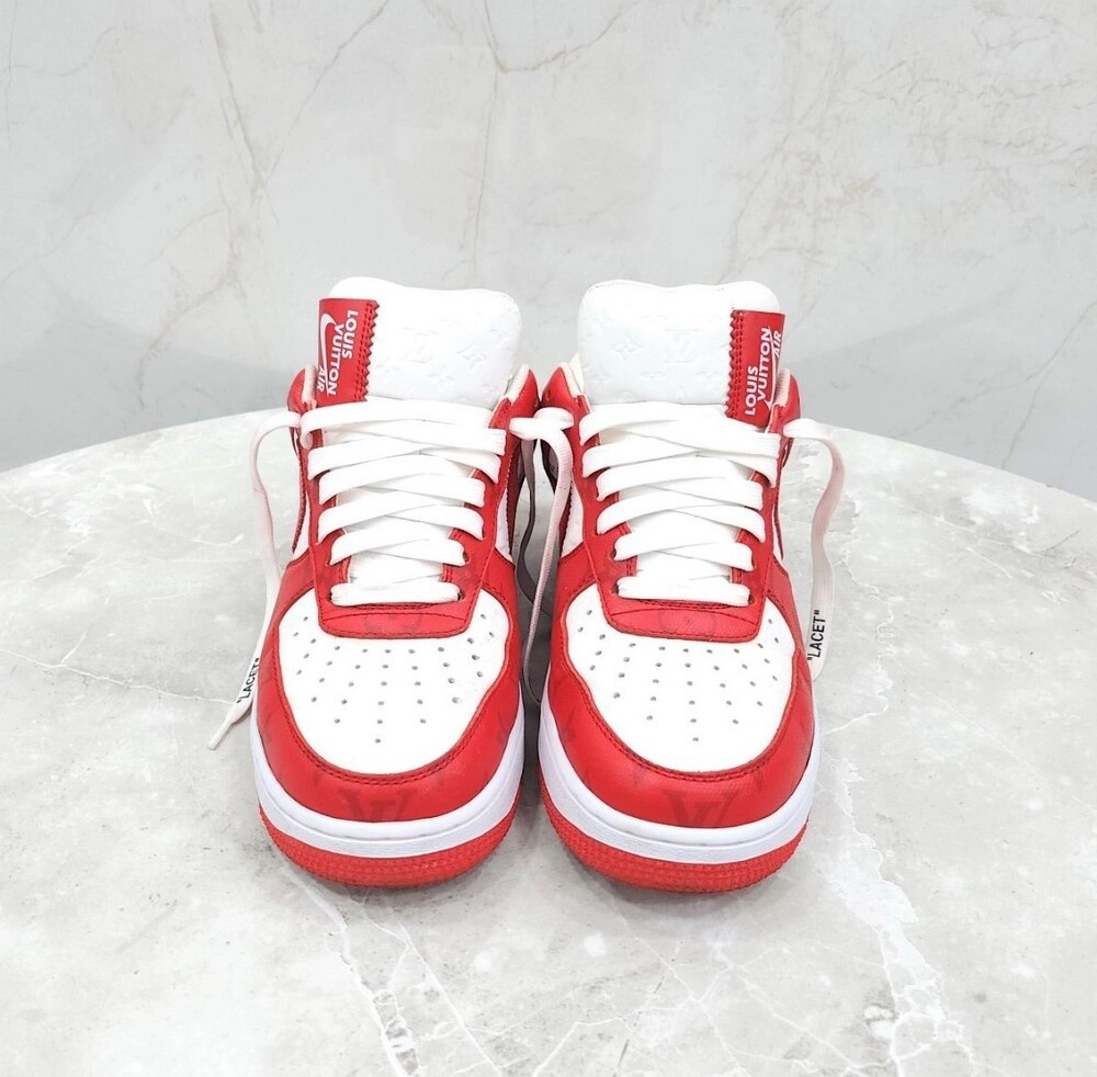 [럭스유] US7.5 / 루이비통 X 나이키 한정판 모노그램 에어포스1 1A9VA8