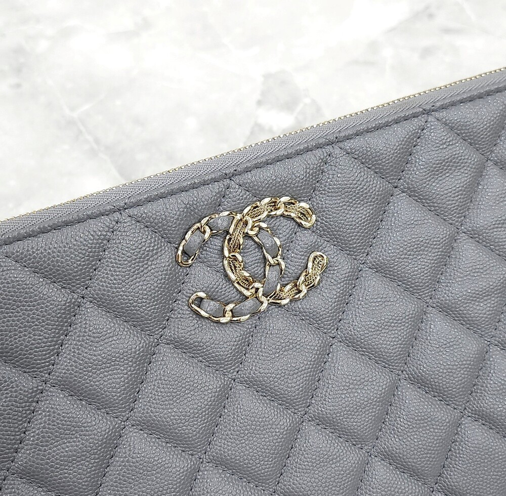 [럭스유] 샤넬 CC로고 19 파우치 클러치백 뉴미듐 30번대 AP1774