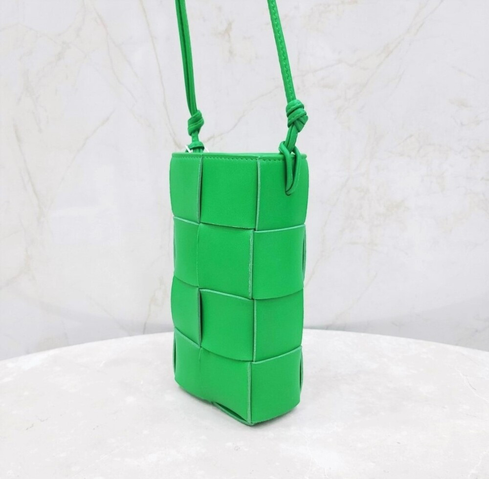 [럭스유] 보테가베네타 그린 인트레치아토 폰홀더 백