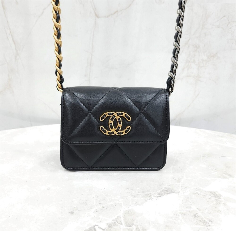 [럭스유] 샤넬 19 체인 카드지갑 미니 숄더백 AP3170