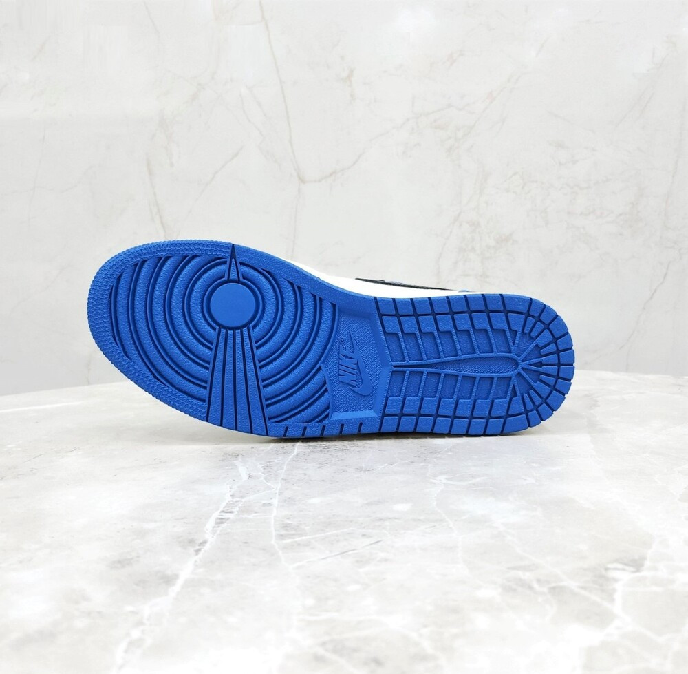 [럭스유] UK7 / 나이키 X 트래비스 스캇 프라그먼트 조던1 하이OG