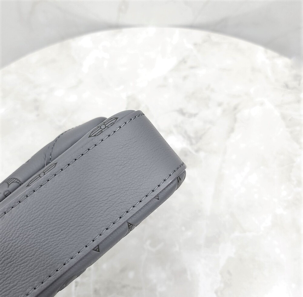 [럭스유] 루이비통 쉐도우 모노그램 트리오 메신저백 M46603