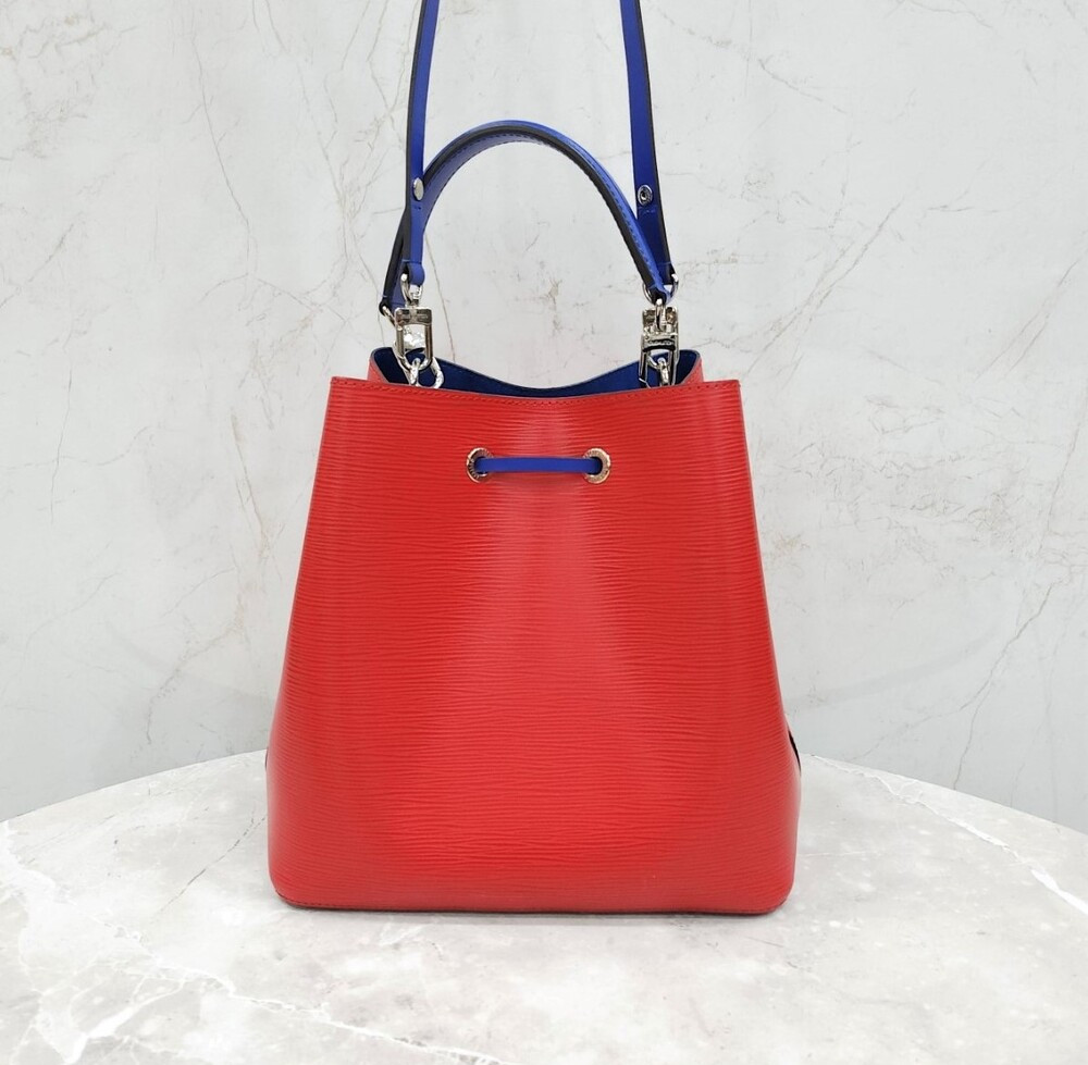 [럭스유] 루이비통 LV 에피 네오노에 버킷백