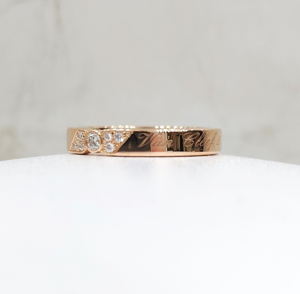 [럭스유] 반클리프앤아펠 뚜쥬르 시그니처 에또왈 웨딩 밴드 50호 VCARP7RE00