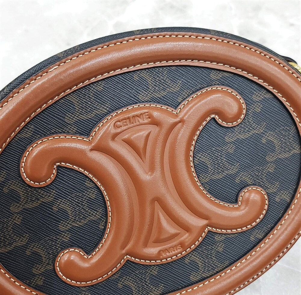 [럭스유] 셀린느 퀴르 트리오페 오벌 펄스 숄더백 라지 198602EIN