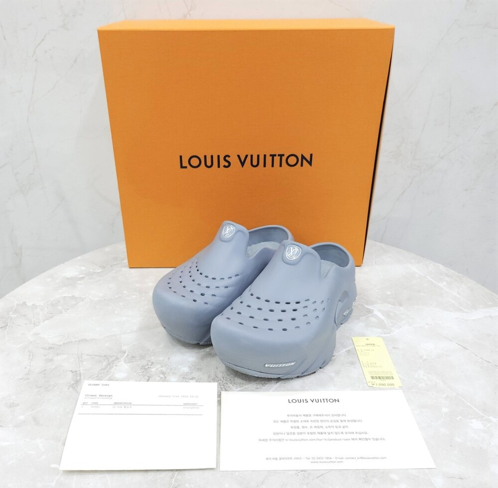 [럭스유] 5 / 루이비통 LV 샤크 클로그 그레이 1ACEXK