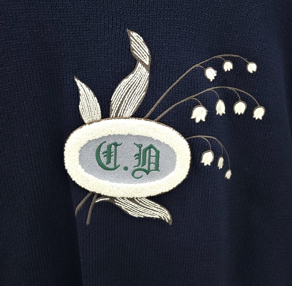 [럭스유] L / 디올 플라워 자수 로고패치 스웨터 니트