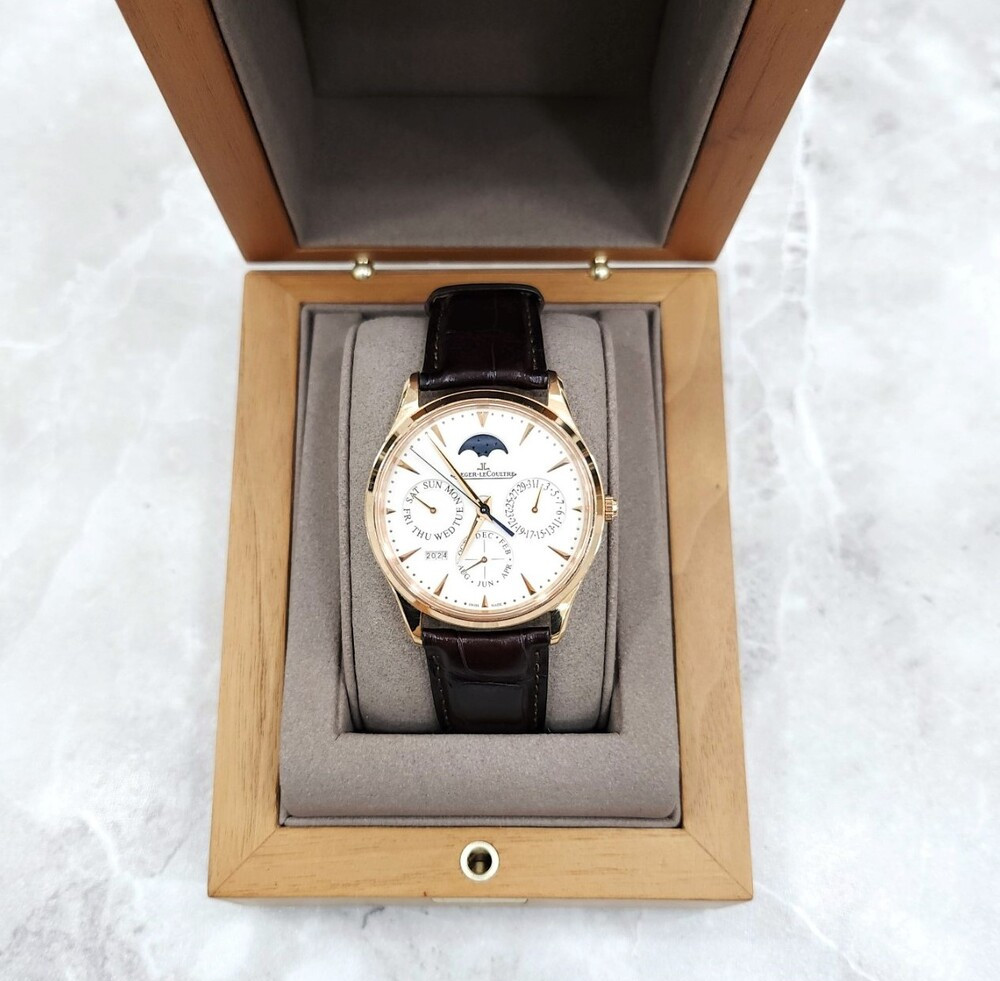 [럭스유] 예거르쿨르트 울트라씬 퍼페츄얼 캘린더 금통시계 39mm