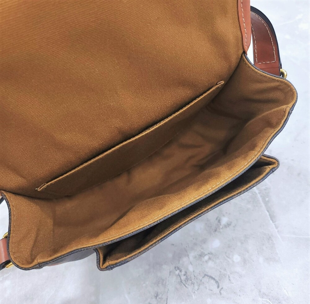 [럭스유] 셀린느 트리옹프 캔버스 미디엄 폴코백 191502BZJ