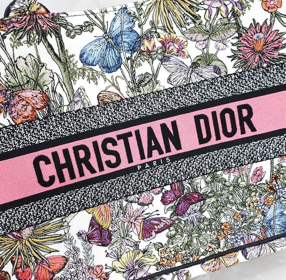 [럭스유] 디올 멀티컬러 플라워 북토트 미디엄 백