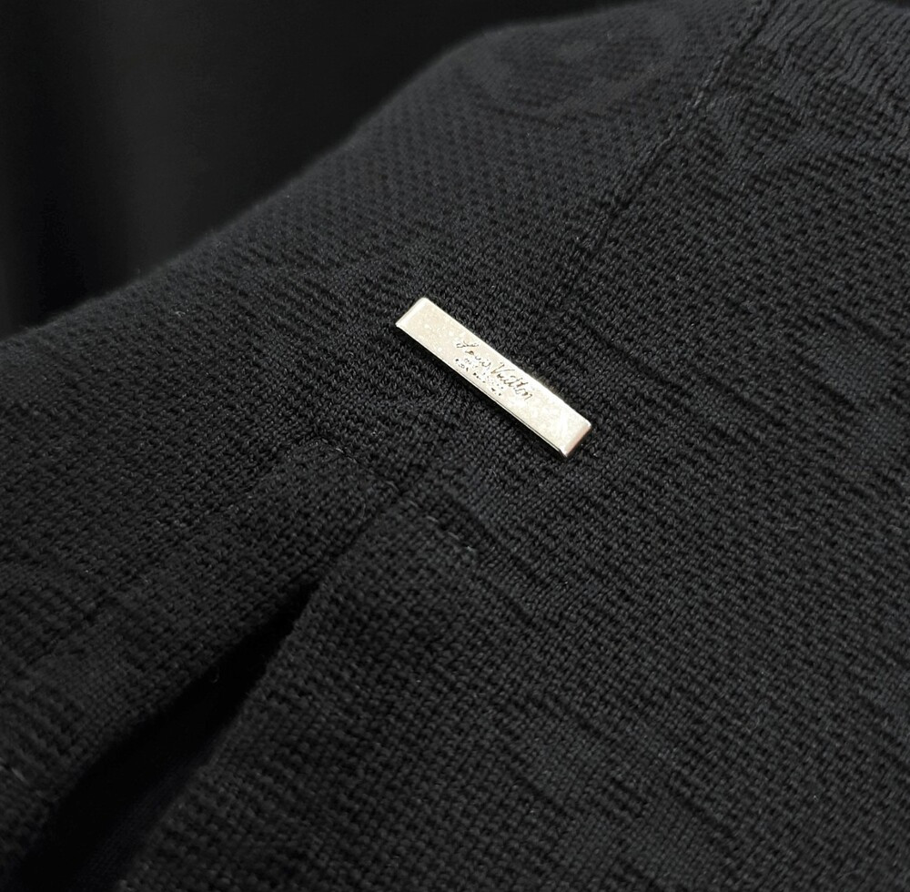 [럭스유] S / 루이비통 모노그램 3D 포켓 반팔티