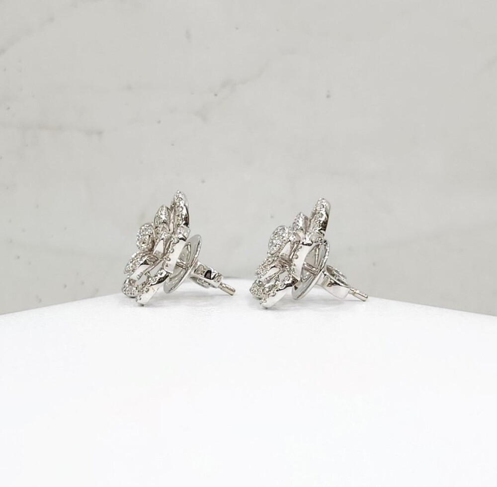 [럭스유] (새상품) 그라프 와일드 플라워 다이아몬드 스터드 이어링