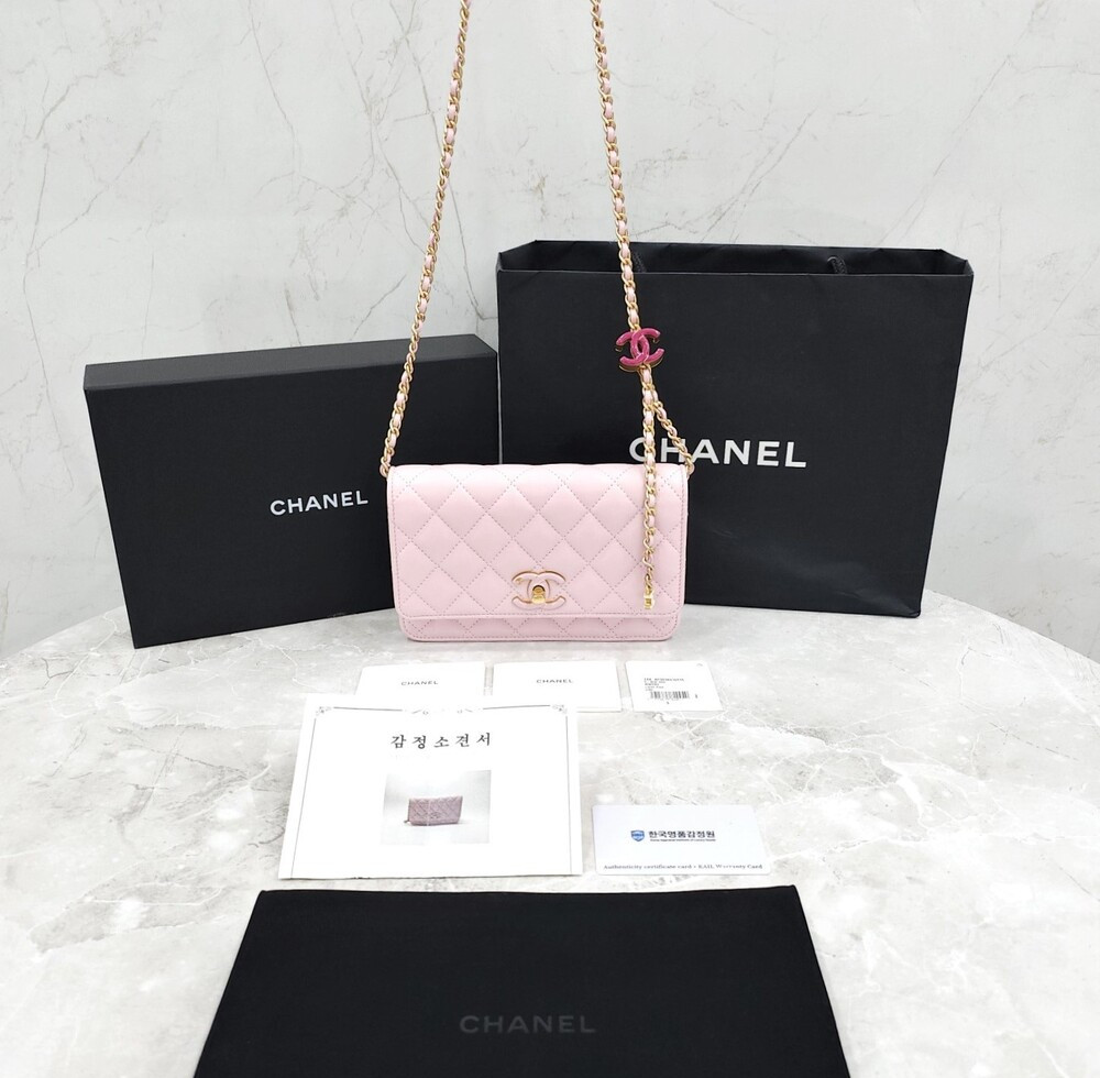 [럭스유] (새상품) 샤넬 핑크 월렛 온 체인 WOC 미니 크로스백 AP3938