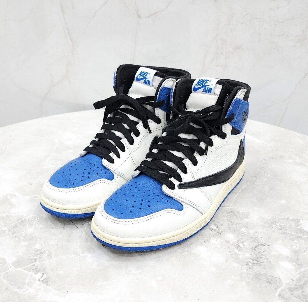 [럭스유] 250 / 나이키 X 스캇 프라그먼트 조던1 하이 스니커즈