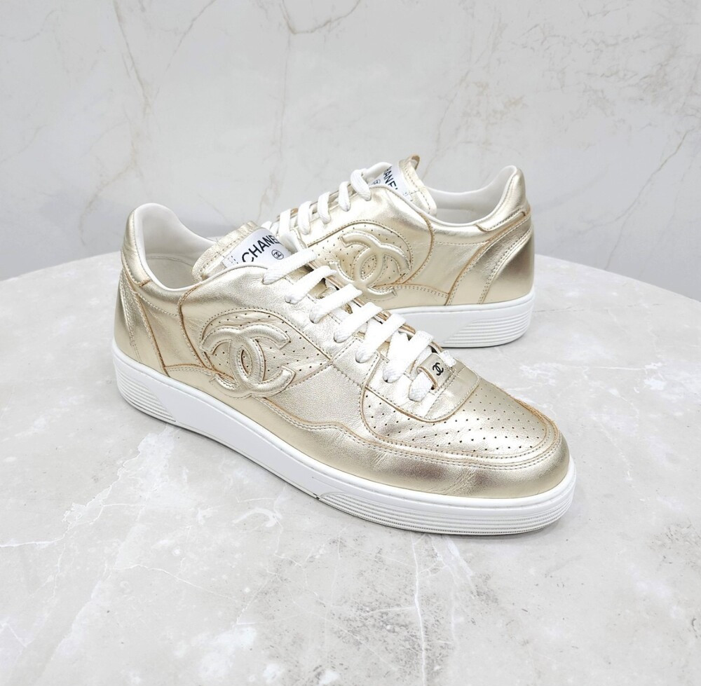 [럭스유] 43 / 샤넬 골드 에어포스 스니커즈 G45081