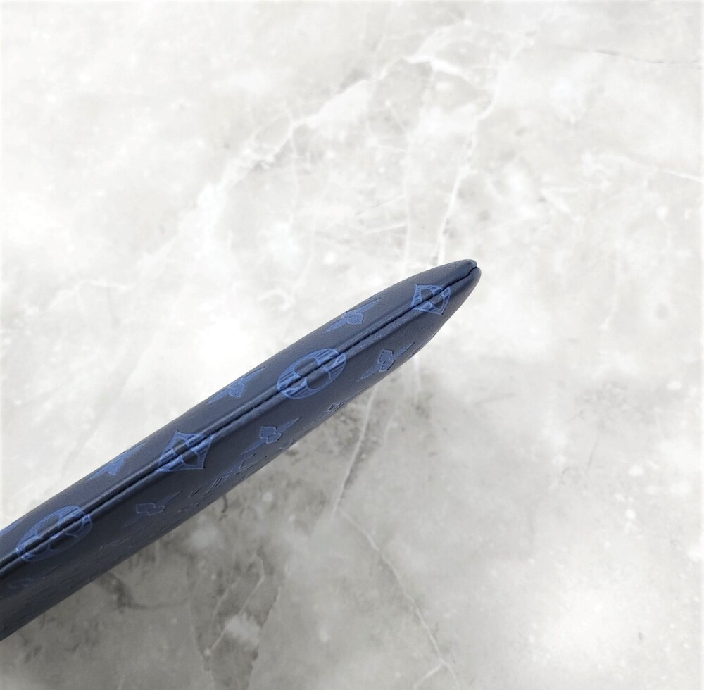 [럭스유] 루이비통 쉐도우 모노그램 포쉐트 클러치백 블루 GM M80425