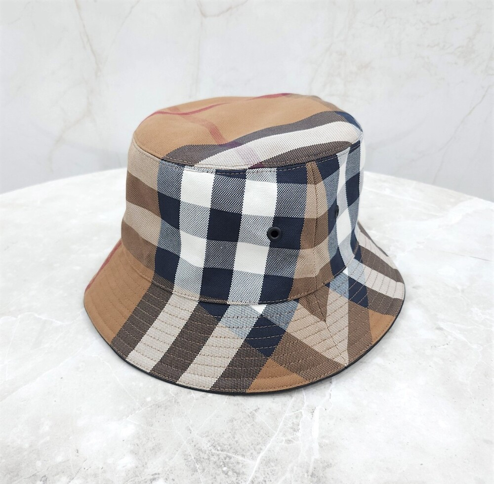 [럭스유] 버버리 체크 버킷햇 XL 8041616