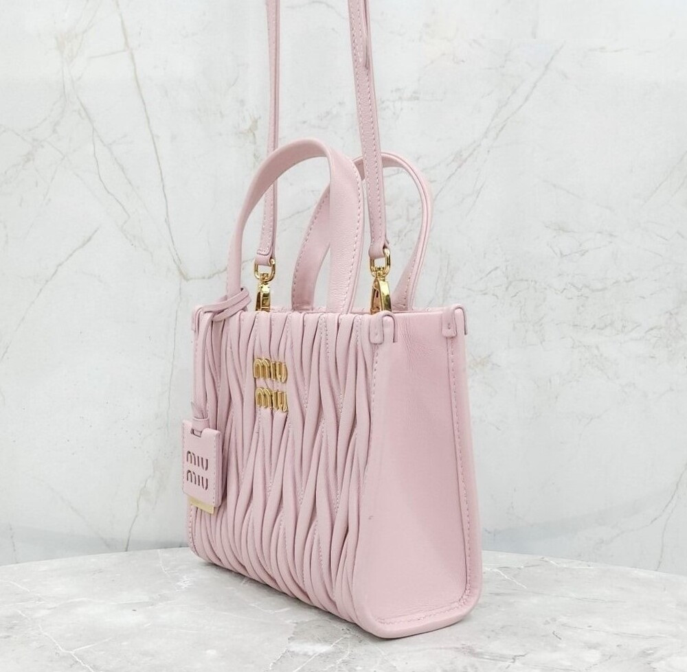 [럭스유] 미우미우 핑크 마테라쎄 나파가죽 토트 숄더백 5BG263